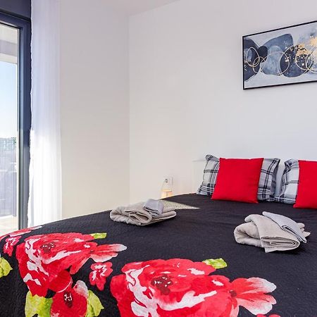 Apartment M****, New City Apartment + Parking PUY 외부 사진