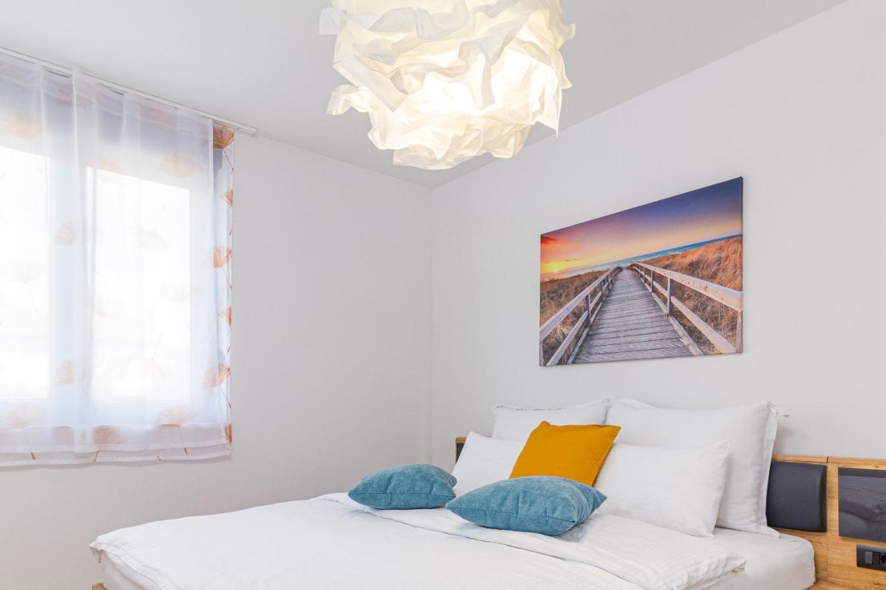 Apartment M****, New City Apartment + Parking PUY 외부 사진