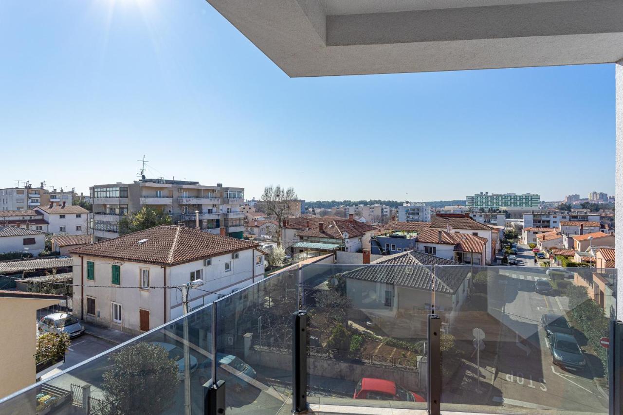 Apartment M****, New City Apartment + Parking PUY 외부 사진